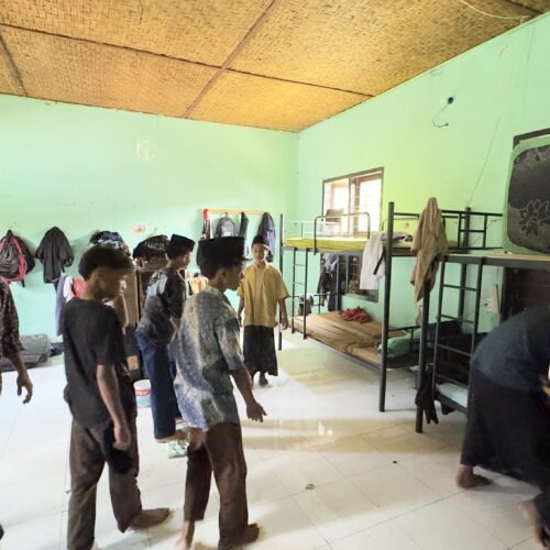 Beyond Lombok Volunteer Orphan Activities